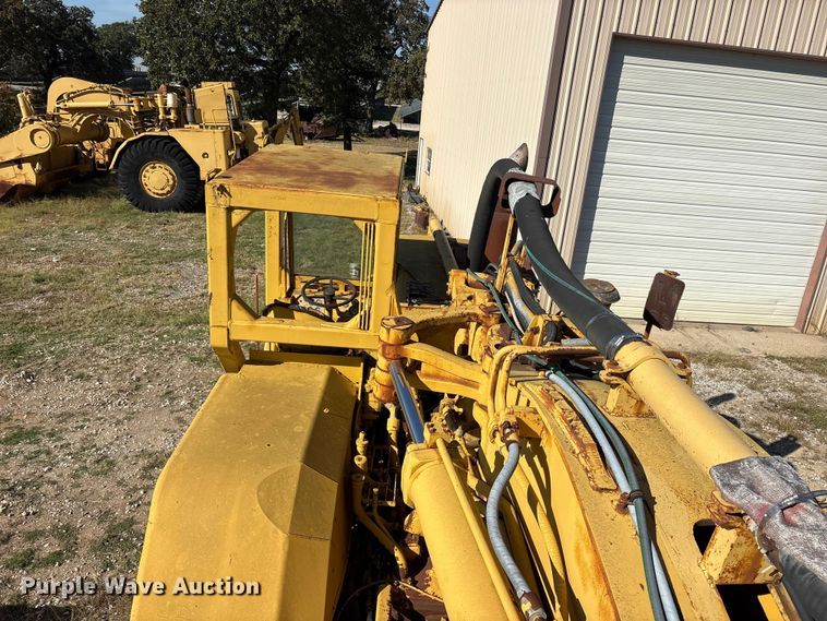 image for item ET7232 Caterpillar 631C conventional scraper 