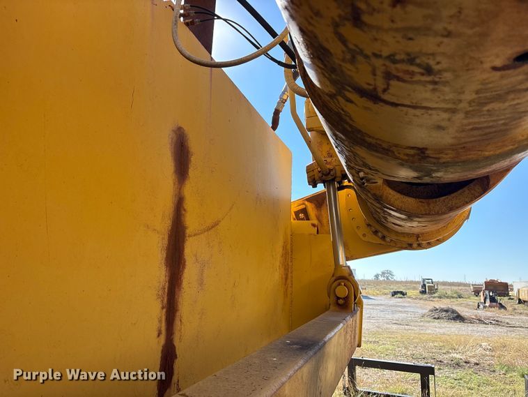 image for item ET7232 Caterpillar 631C conventional scraper 