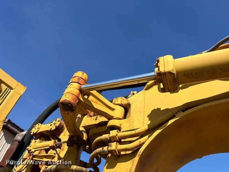 image for item ET7232 Caterpillar 631C conventional scraper 