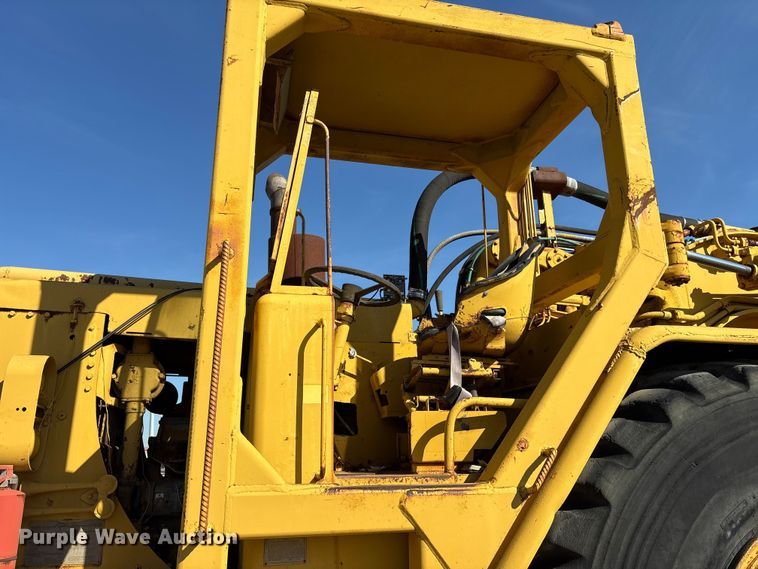 image for item ET7232 Caterpillar 631C conventional scraper 