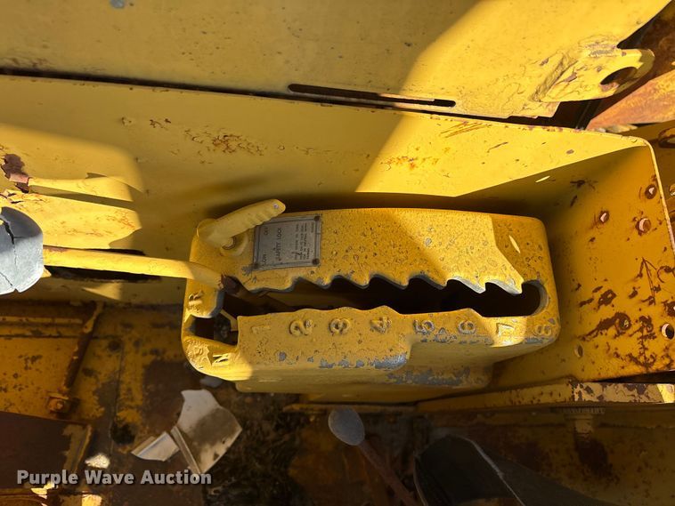 image for item ET7232 Caterpillar 631C conventional scraper 