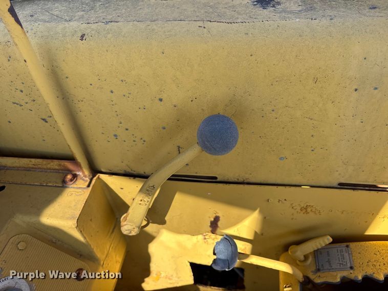 image for item ET7232 Caterpillar 631C conventional scraper 