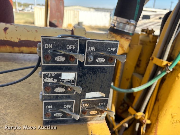 image for item ET7232 Caterpillar 631C conventional scraper 