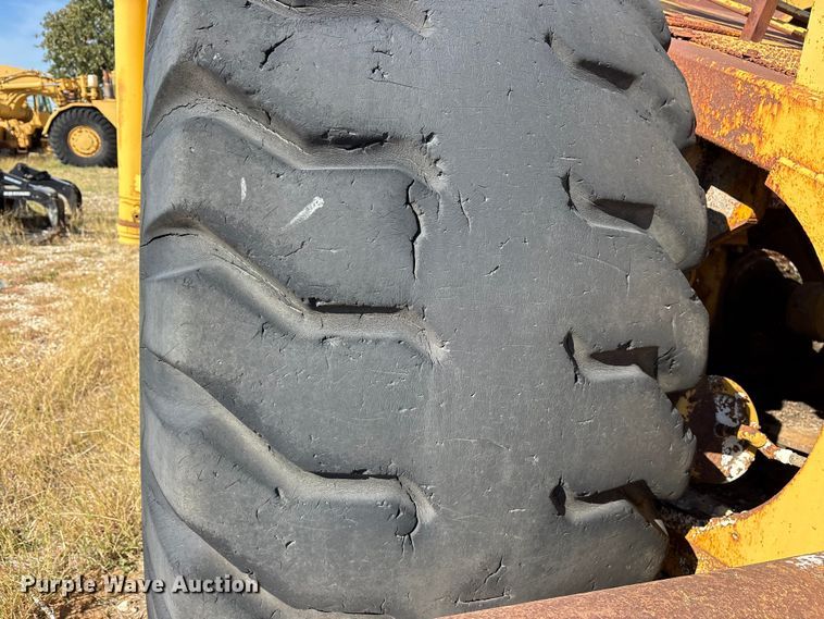 image for item ET7232 Caterpillar 631C conventional scraper 