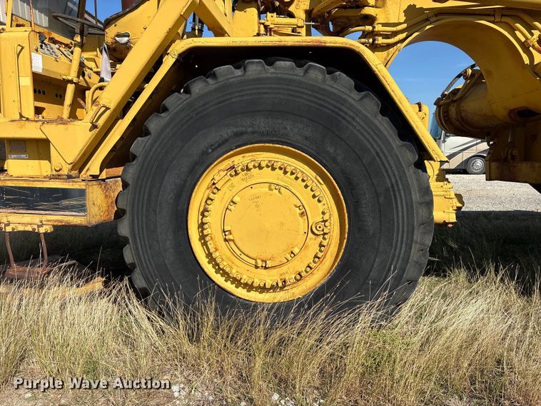 image for item ET7232 Caterpillar 631C conventional scraper 