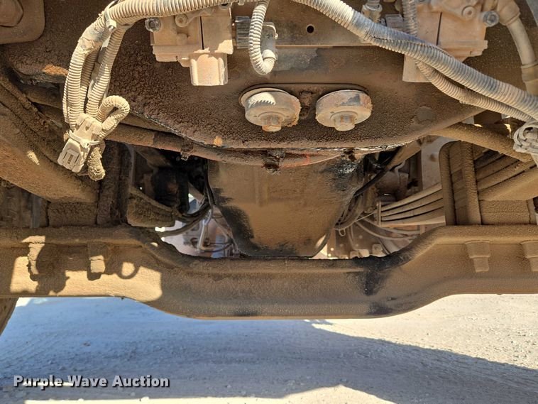 image for item EU3777 2005 Mack CV513 ready mix truck