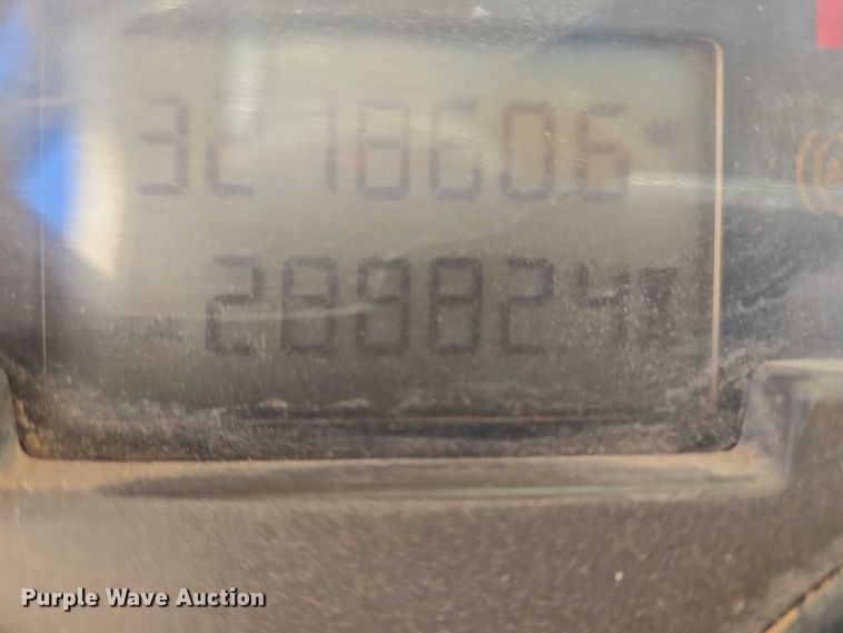 image for item EU3777 2005 Mack CV513 ready mix truck