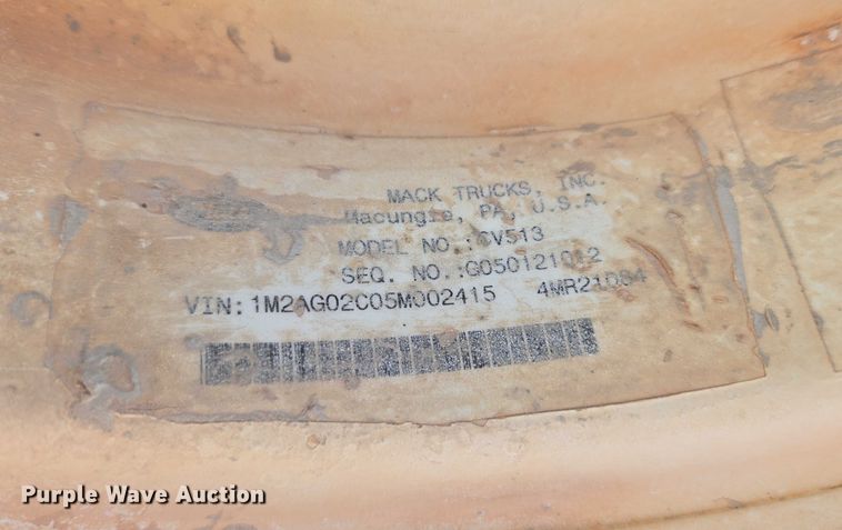 image for item EU3777 2005 Mack CV513 ready mix truck