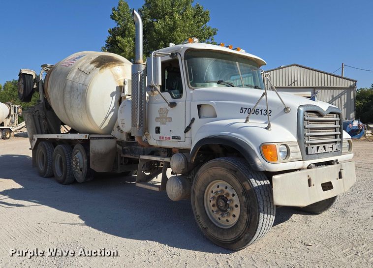 image for item EU3778 2006 Mack CV ready mix truck