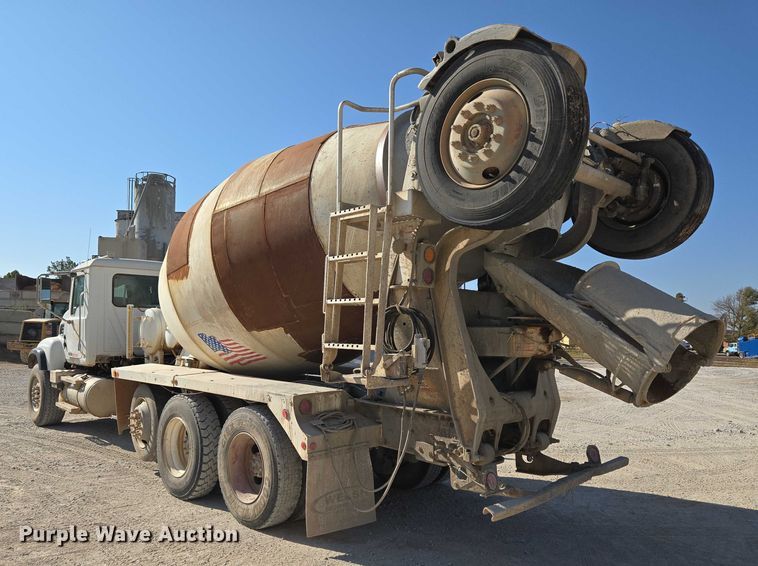 image for item EU3778 2006 Mack CV ready mix truck