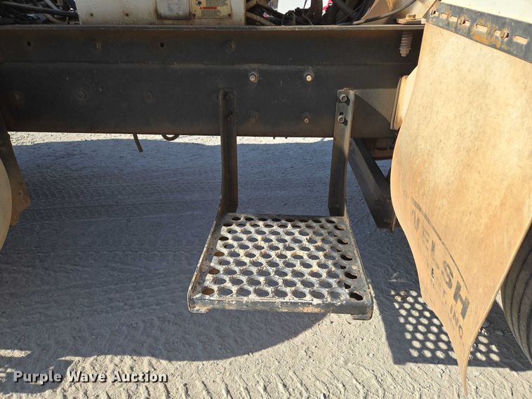 image for item EU3778 2006 Mack CV ready mix truck