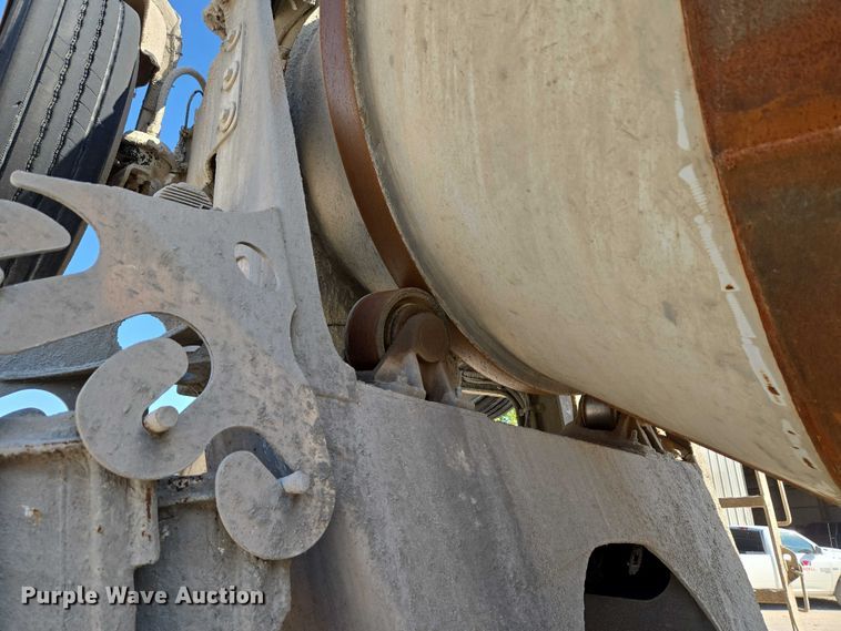 image for item EU3778 2006 Mack CV ready mix truck