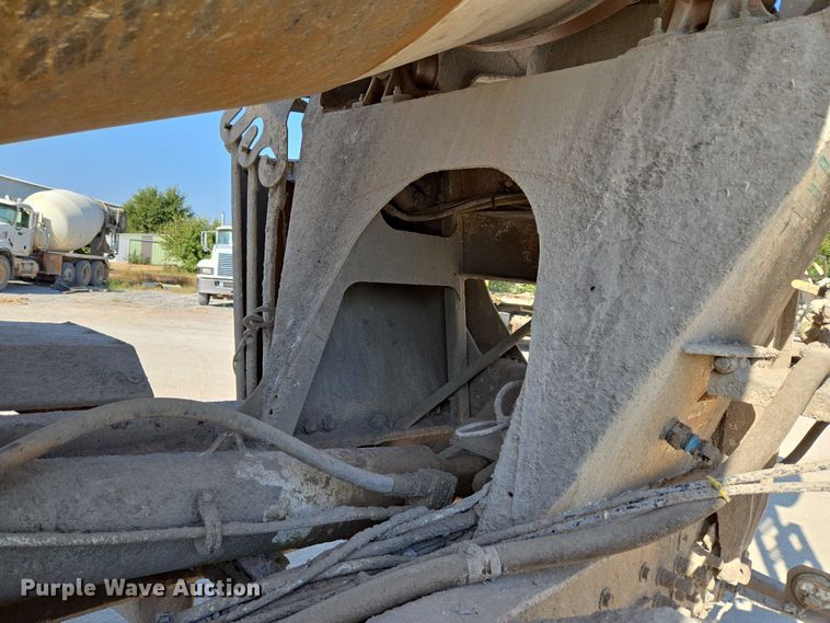 image for item EU3778 2006 Mack CV ready mix truck