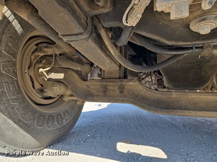 image for item EU3778 2006 Mack CV ready mix truck