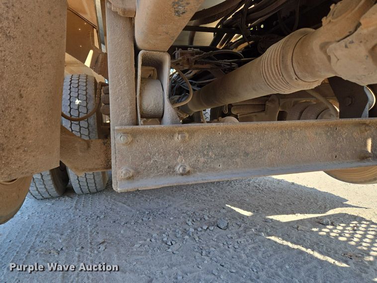 image for item EU3778 2006 Mack CV ready mix truck