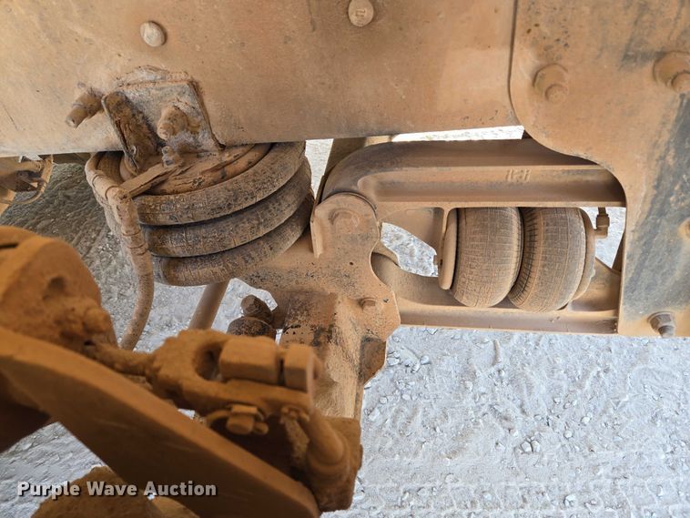 image for item EU3778 2006 Mack CV ready mix truck