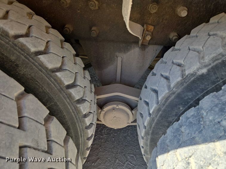 image for item EU3778 2006 Mack CV ready mix truck