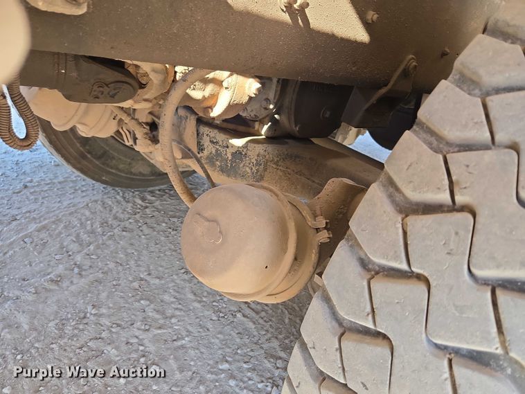 image for item EU3778 2006 Mack CV ready mix truck