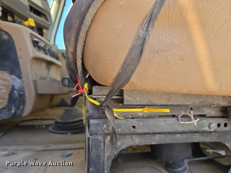 image for item EU3778 2006 Mack CV ready mix truck