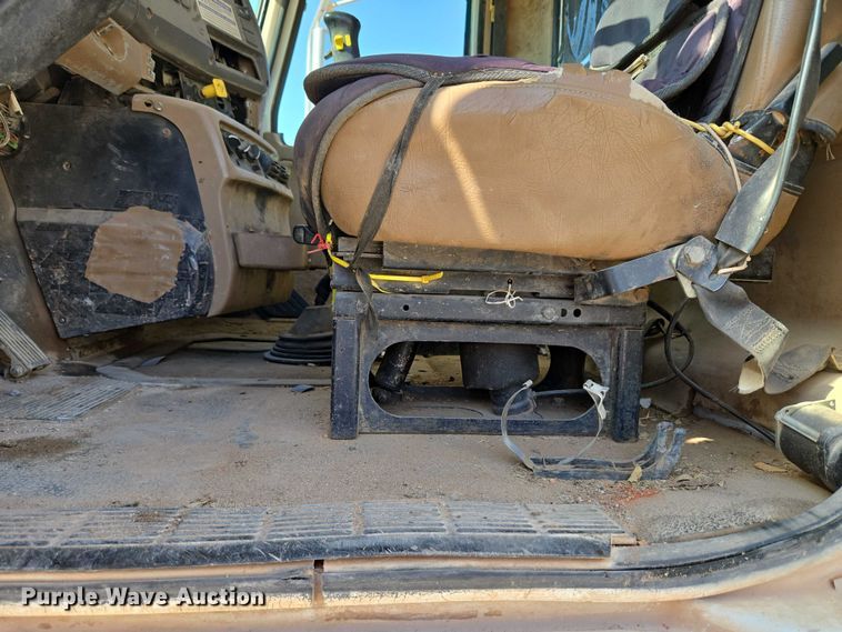 image for item EU3778 2006 Mack CV ready mix truck