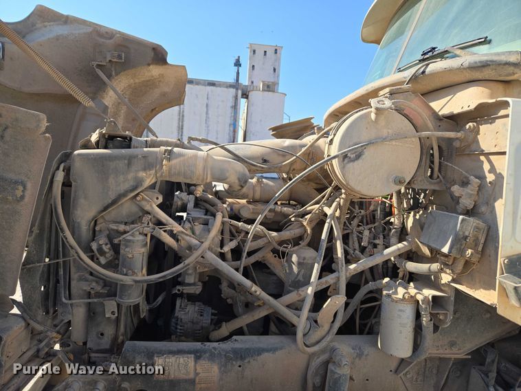 image for item EU3778 2006 Mack CV ready mix truck