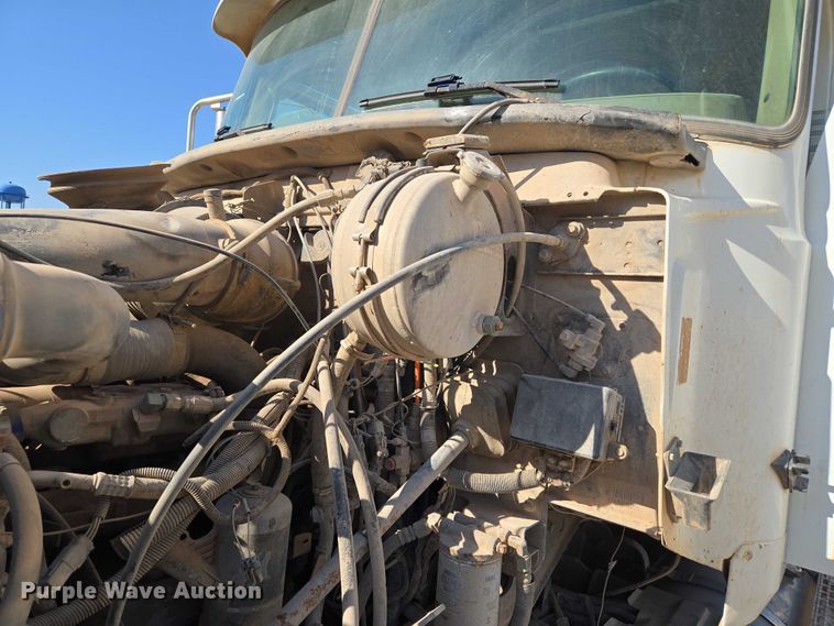 image for item EU3778 2006 Mack CV ready mix truck