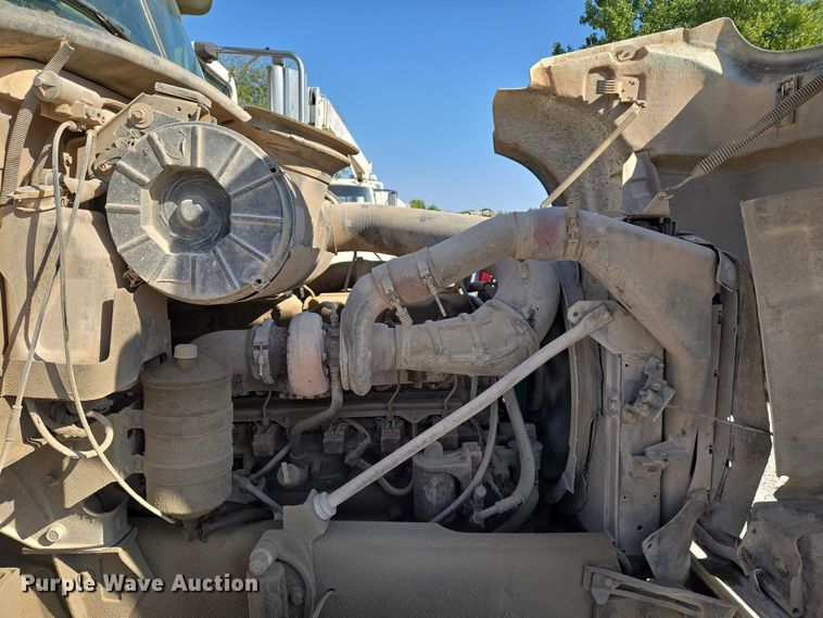 image for item EU3778 2006 Mack CV ready mix truck