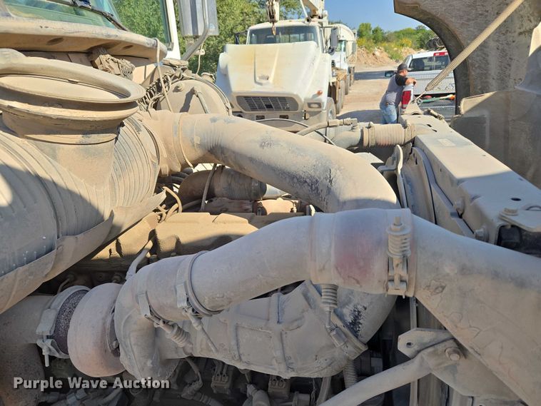 image for item EU3778 2006 Mack CV ready mix truck