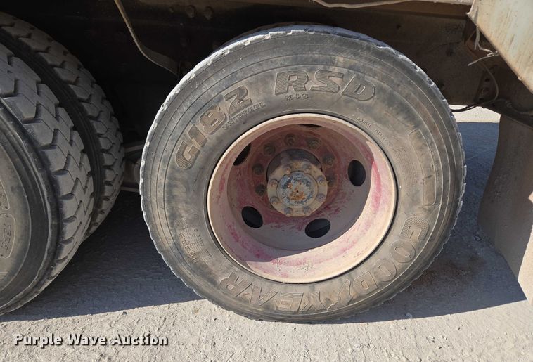 image for item EU3778 2006 Mack CV ready mix truck