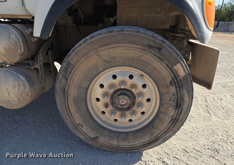 image for item EU3778 2006 Mack CV ready mix truck