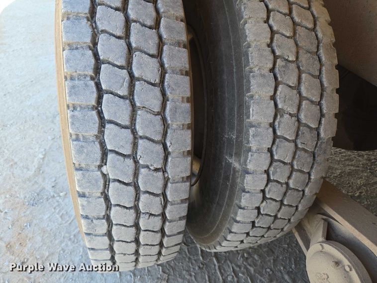 image for item EU3778 2006 Mack CV ready mix truck