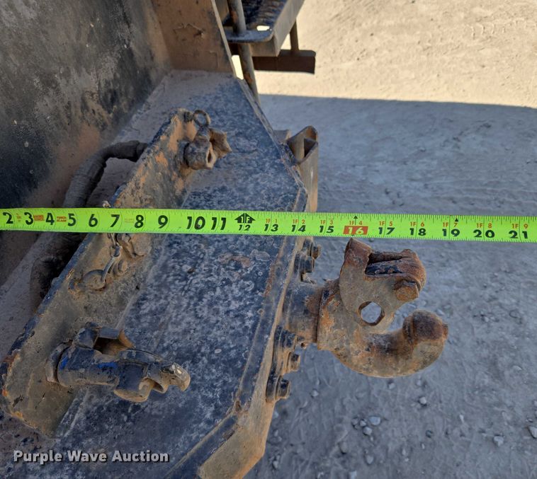 image for item EU3780 1985 Ford LNT9000 crane truck