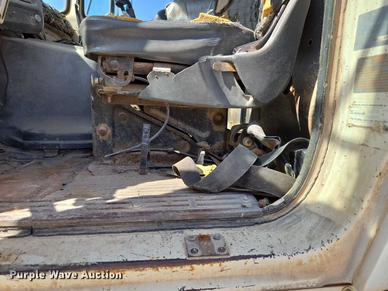 image for item EU3780 1985 Ford LNT9000 crane truck