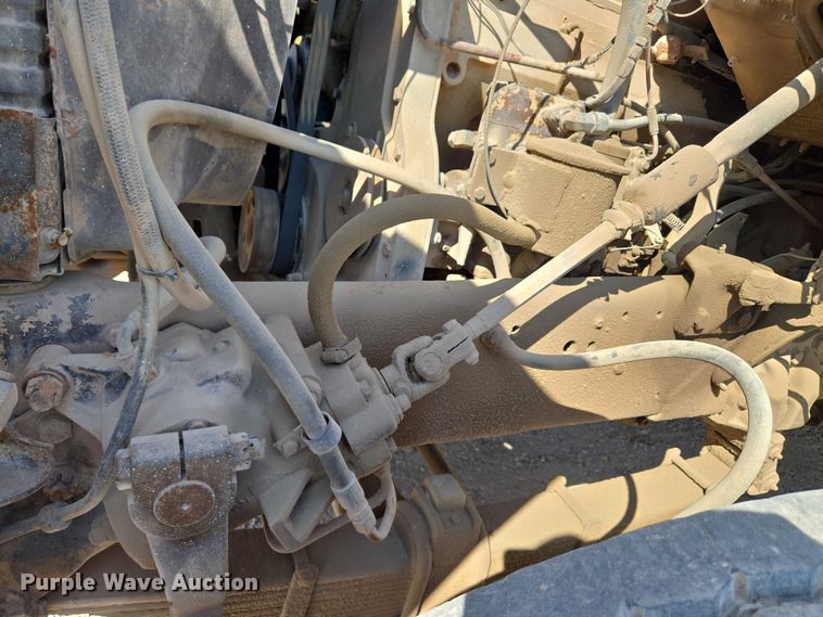 image for item EU3780 1985 Ford LNT9000 crane truck