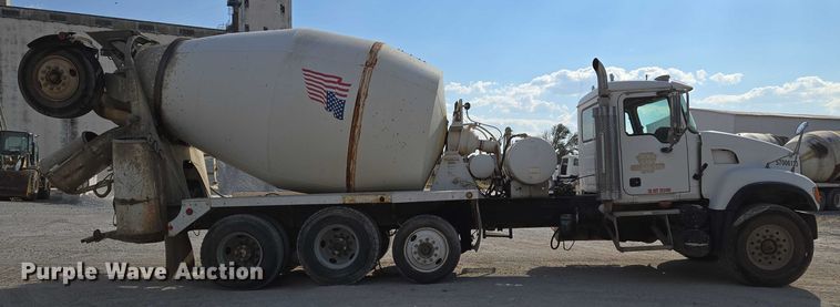 image for item EU3781 2006 Mack CV ready mix truck