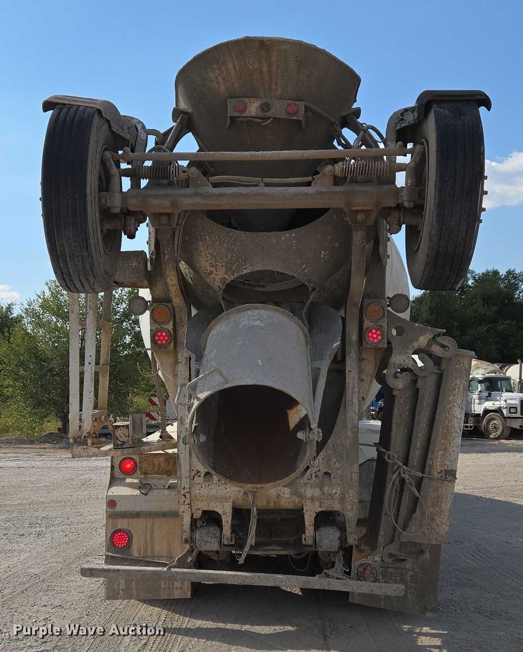 image for item EU3781 2006 Mack CV ready mix truck