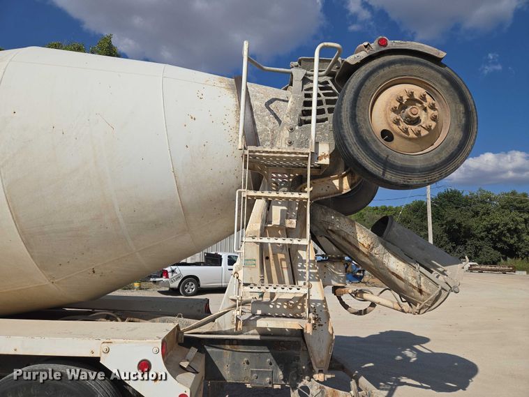 image for item EU3781 2006 Mack CV ready mix truck