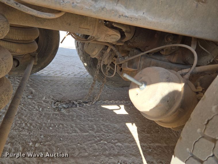 image for item EU3781 2006 Mack CV ready mix truck