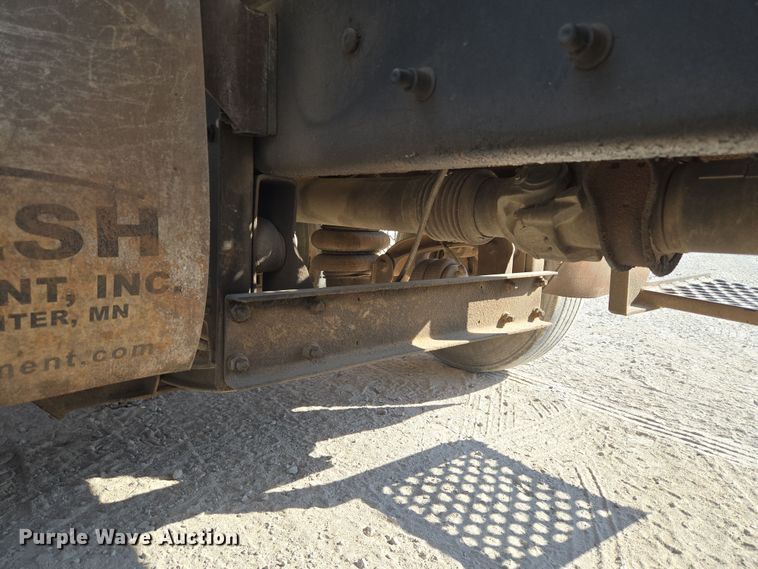 image for item EU3781 2006 Mack CV ready mix truck