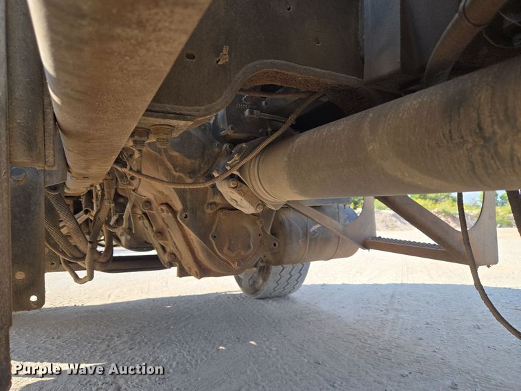 image for item EU3781 2006 Mack CV ready mix truck