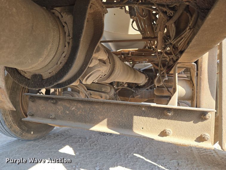 image for item EU3781 2006 Mack CV ready mix truck