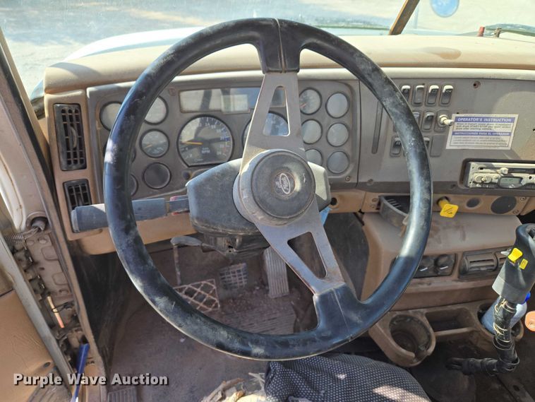 image for item EU3781 2006 Mack CV ready mix truck