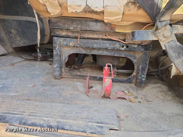 image for item EU3781 2006 Mack CV ready mix truck