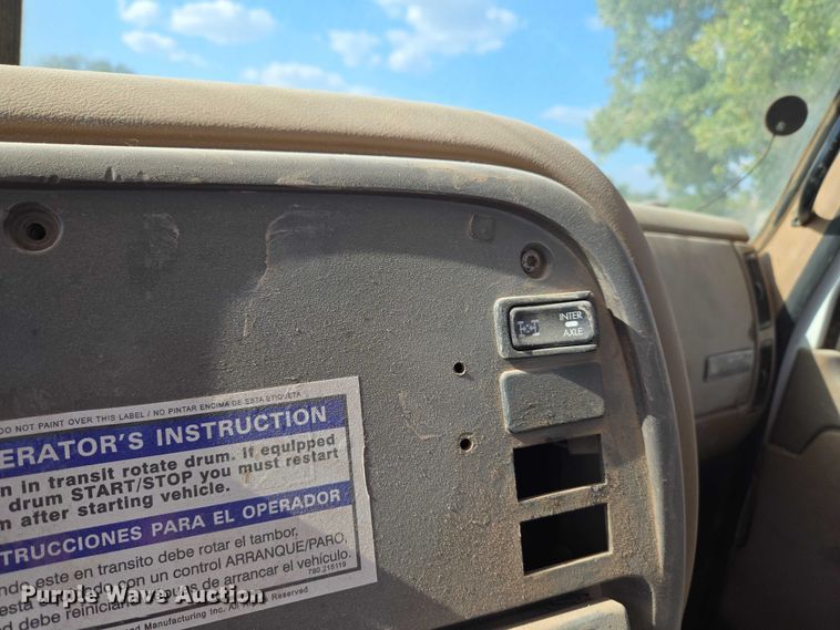 image for item EU3781 2006 Mack CV ready mix truck