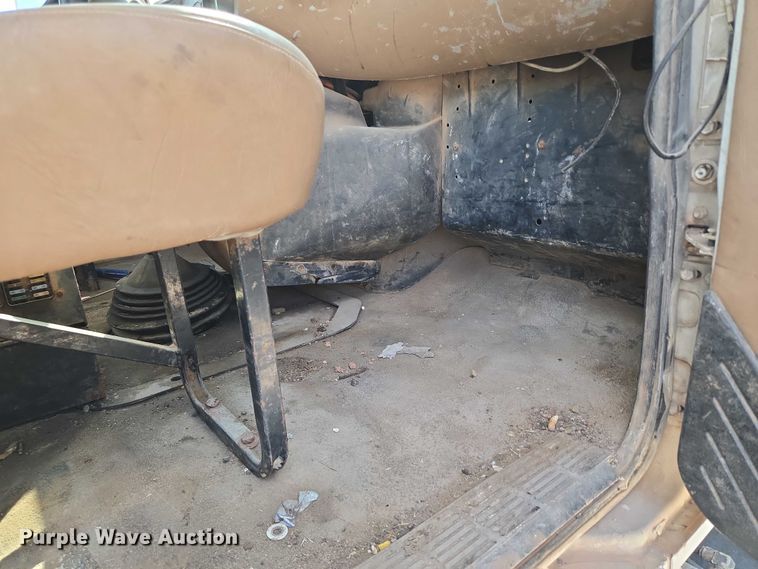 image for item EU3781 2006 Mack CV ready mix truck