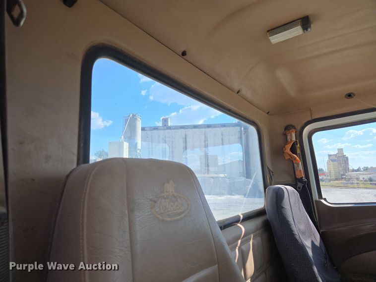 image for item EU3781 2006 Mack CV ready mix truck