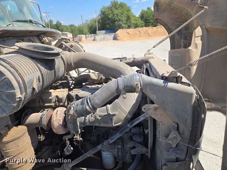 image for item EU3781 2006 Mack CV ready mix truck