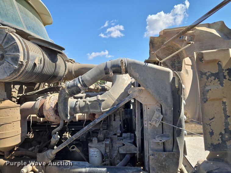 image for item EU3781 2006 Mack CV ready mix truck