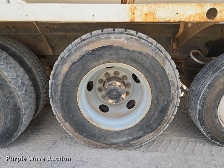 image for item EU3781 2006 Mack CV ready mix truck