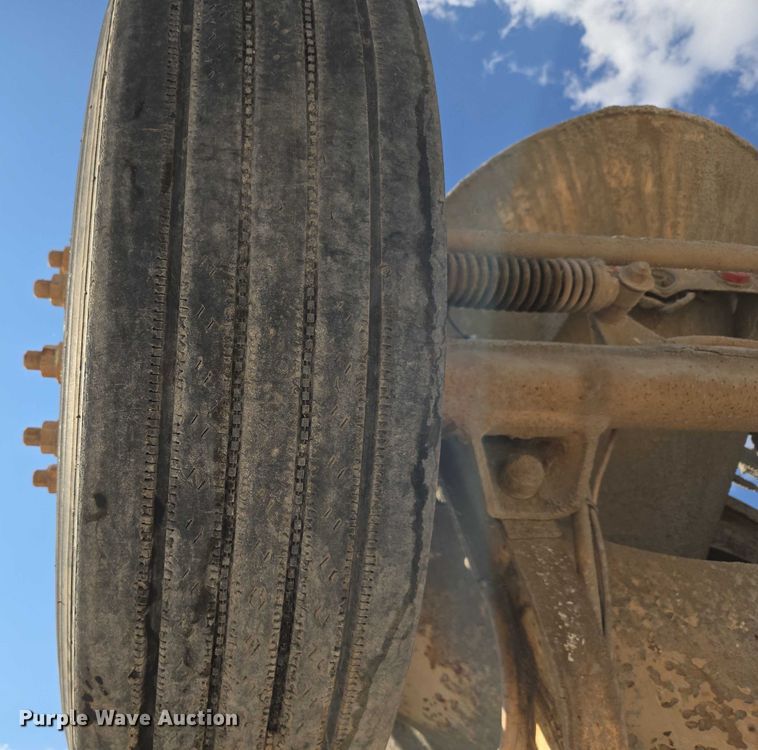 image for item EU3781 2006 Mack CV ready mix truck